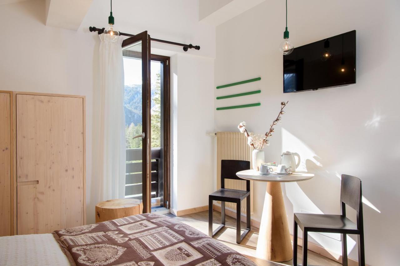 Hotel Garni Roberta Малга Чиапела Екстериор снимка