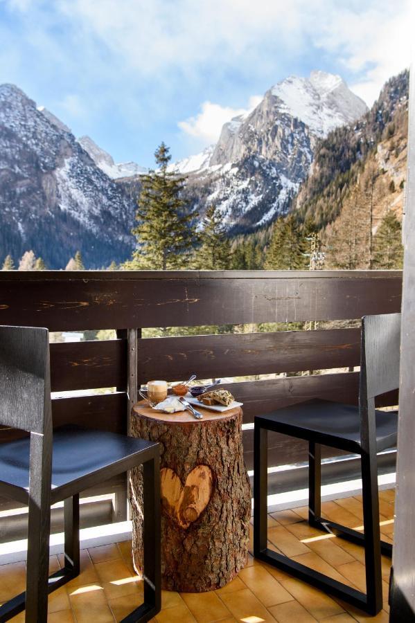 Hotel Garni Roberta Малга Чиапела Екстериор снимка