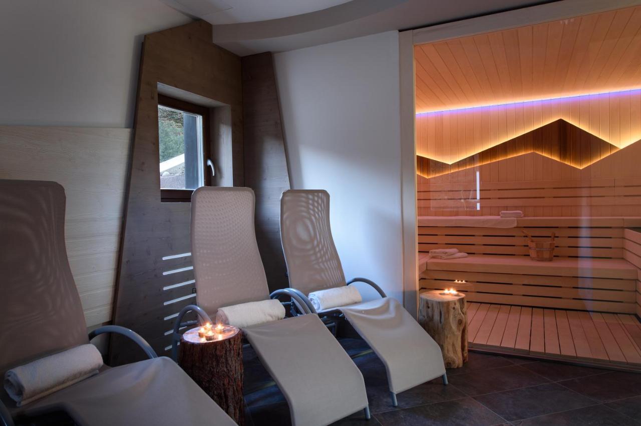 Hotel Garni Roberta Малга Чиапела Екстериор снимка