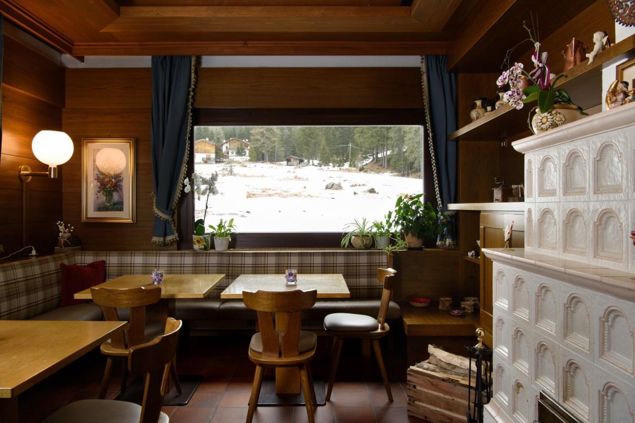 Hotel Garni Roberta Малга Чиапела Екстериор снимка