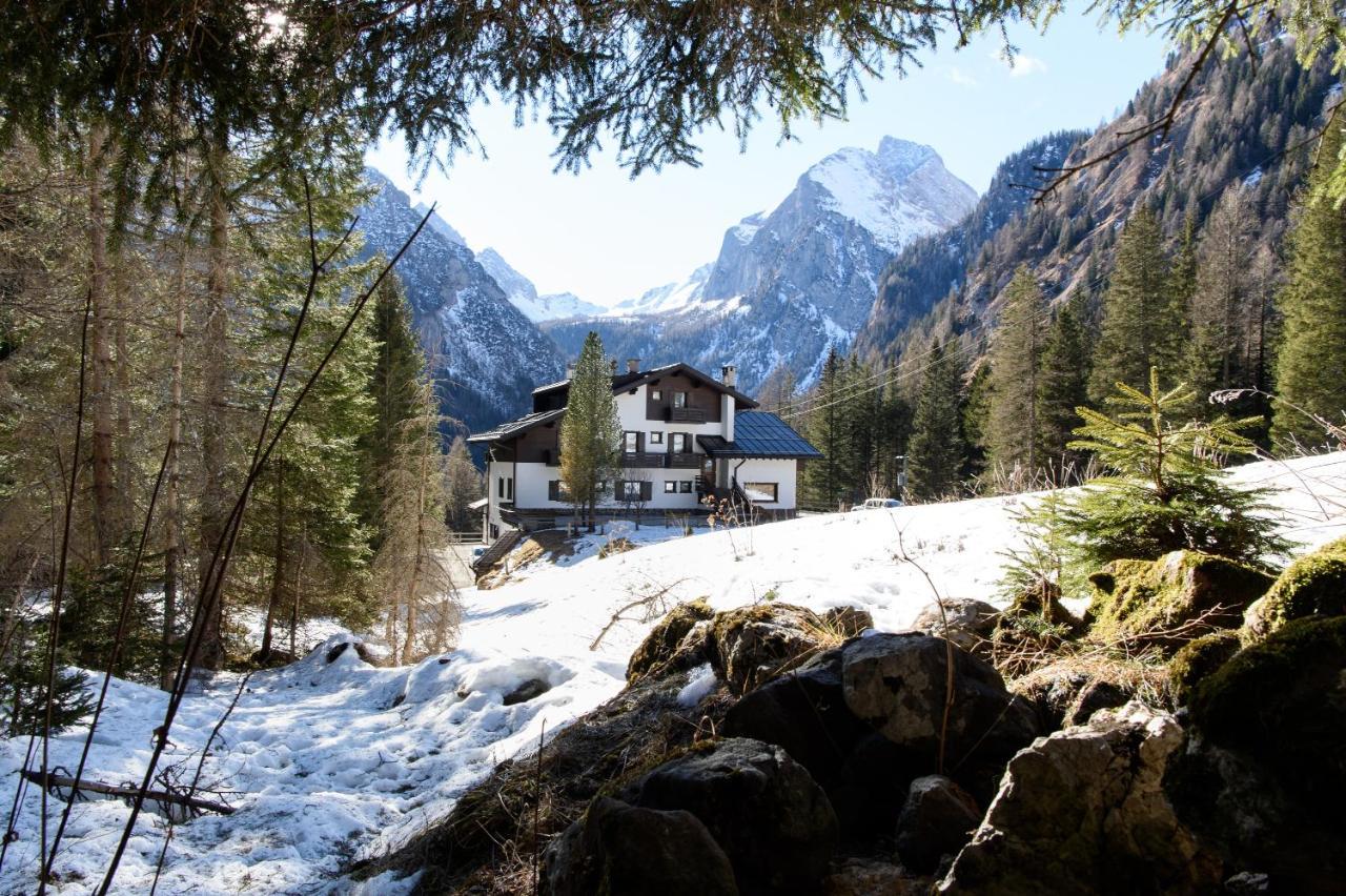 Hotel Garni Roberta Малга Чиапела Екстериор снимка